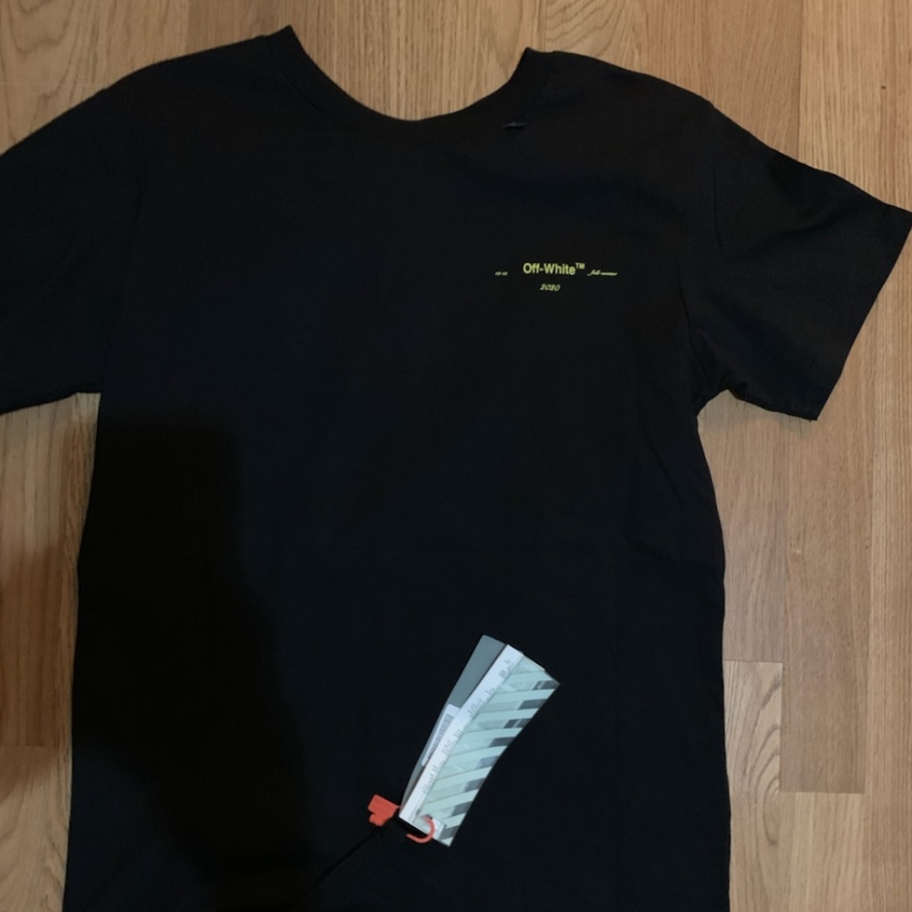 Off-white T-Shirt